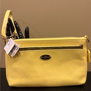 Coach Yellow Saffiano Leather
Clutch-C logo Signature Pop Pouch-NWT-Wristlet